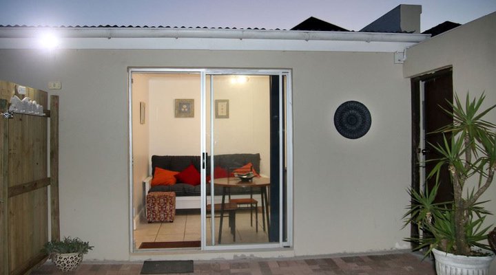 Sunny Flatlet in Walmer