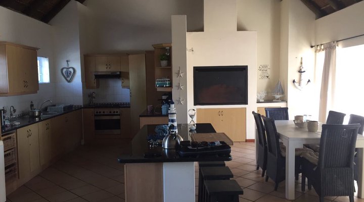 Cozy Self-Catering Beach House in St Francis