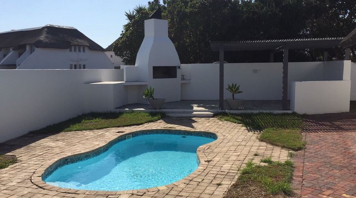Cozy Self-Catering Beach House in St Francis