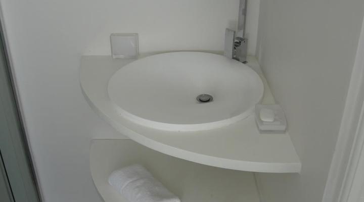 Perfect 10 - Studio Two/The Motel Room