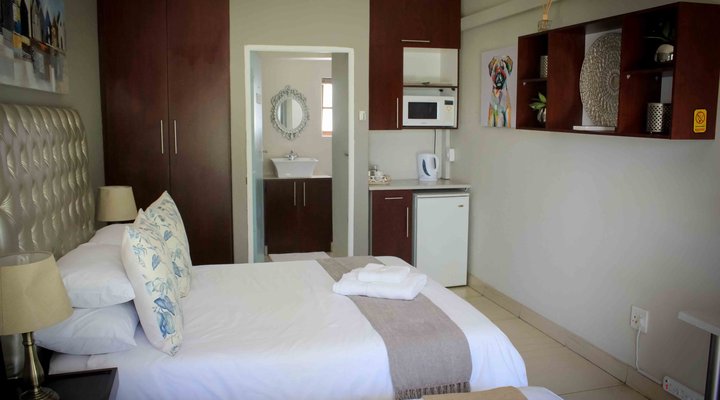 La Provence Guest House