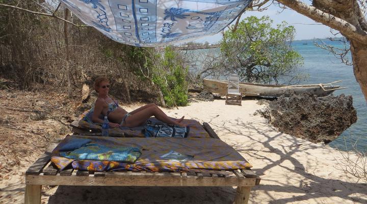 Blue Monkey Beach Cottages