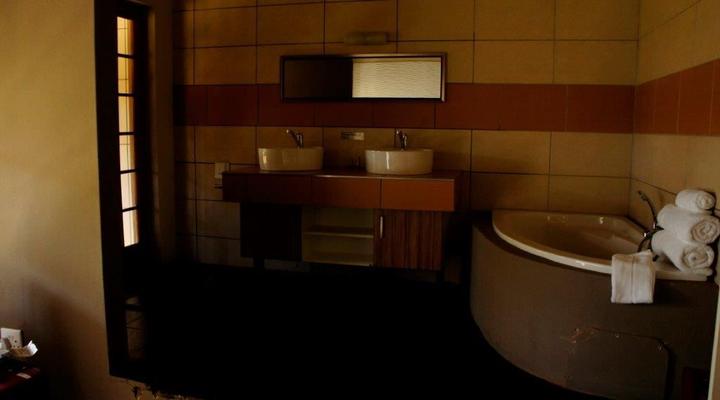 HALA Wild Africa Kruger Boutique Hotel