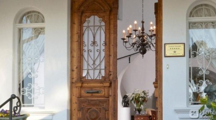 Capital House Boutique Hotel