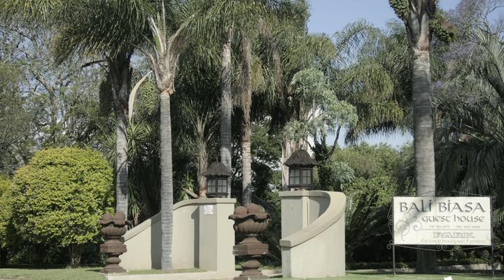 Bali Biasa Piet Reitief