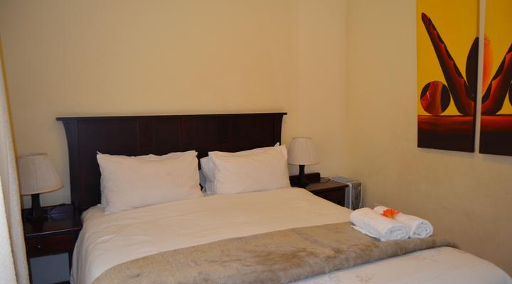 Leafy Apartments Ferndale