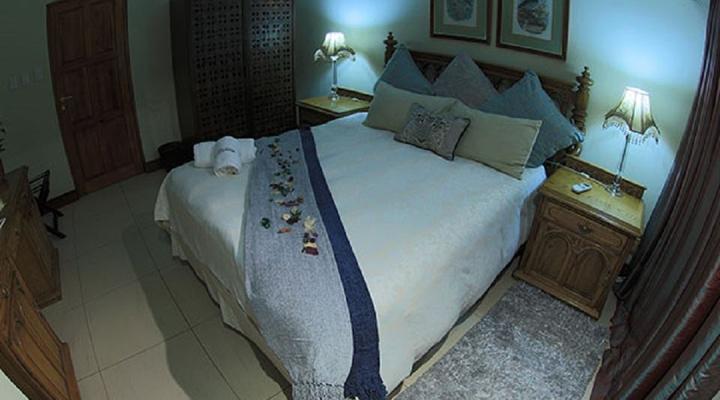 Luna Serena Guest House & Luxury Apartments