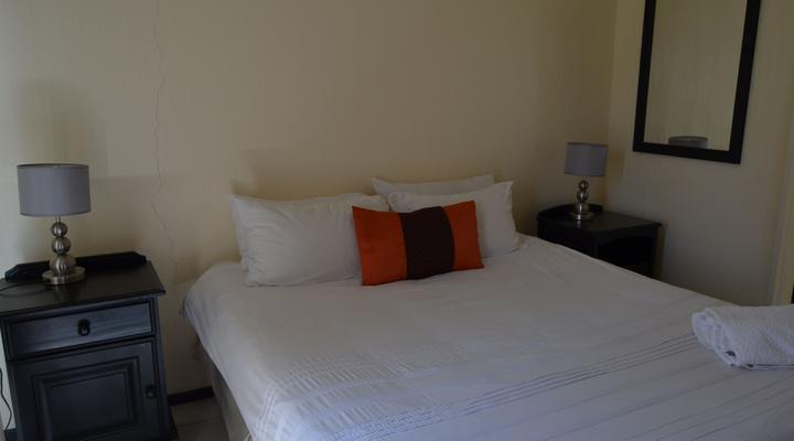 Leafy Apartments Randburg