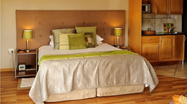 Country Park Guest House and Camping 