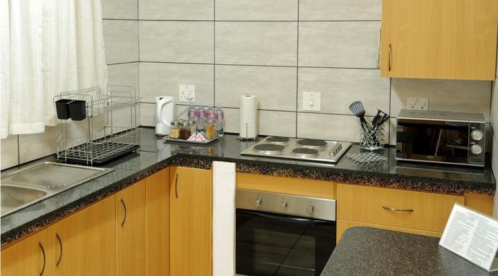 Country Park Guest House and Camping 