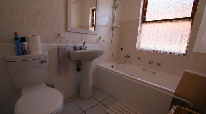 Brenton Cottage & Flat