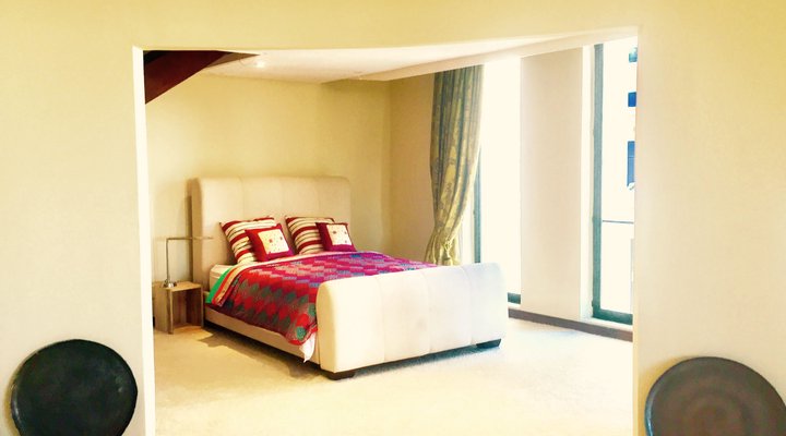 Uber Luxurious Downtown Duplex