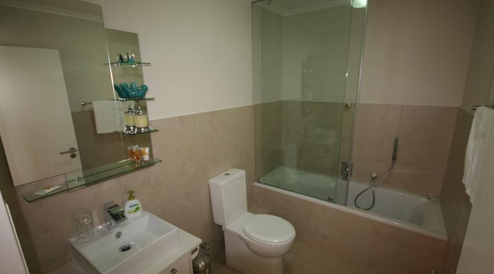 Quayside 301 by CTHA