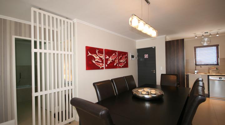 Quayside 301 by CTHA