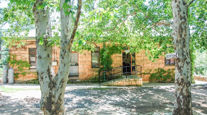 Roma Trading Post Lodge