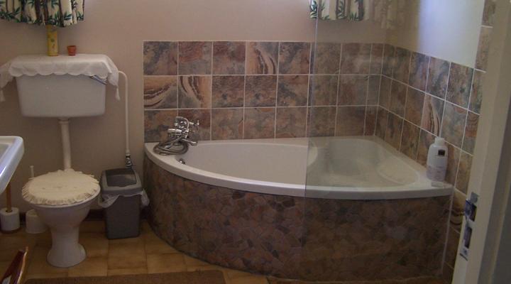 Under the Berg B&B & Backpacker