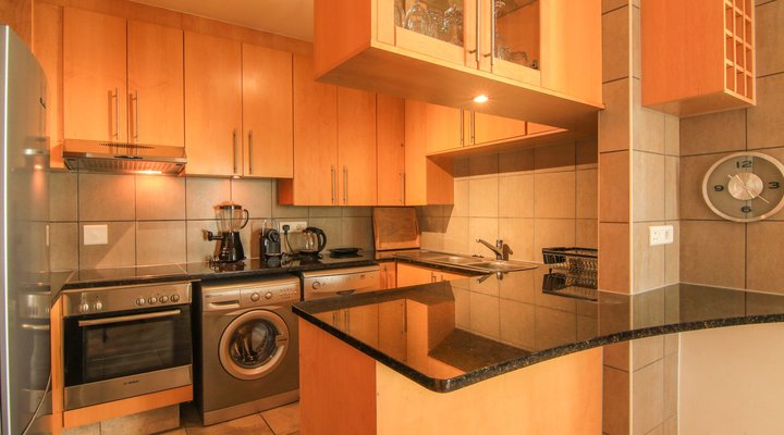 Hibernian Towers 1305