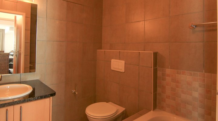 Hibernian Towers 1305