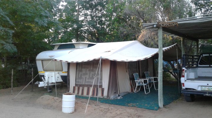 Kalahari Camelthorn Caravan Park and Guesthouse