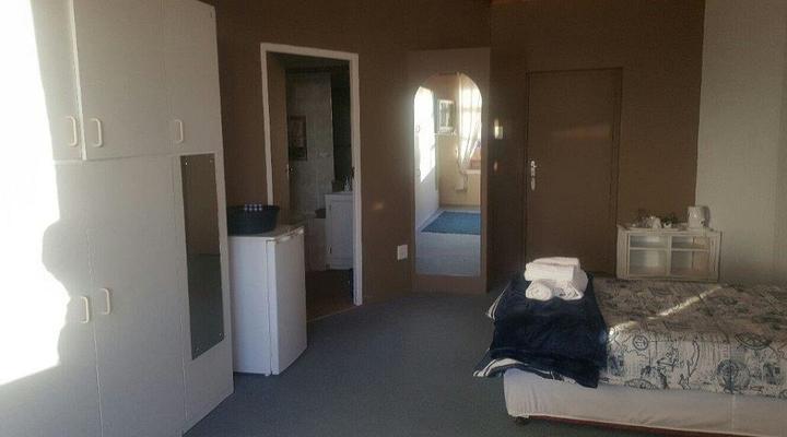 Tropico House Guesthouse