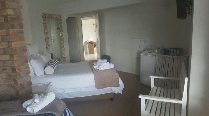 Tropico House Guesthouse