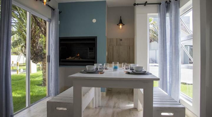 The Waterfront Cottage F12