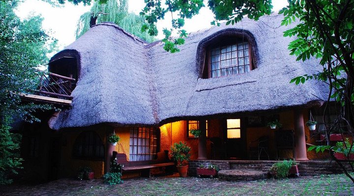 Out Of Afrika Guest Lodge