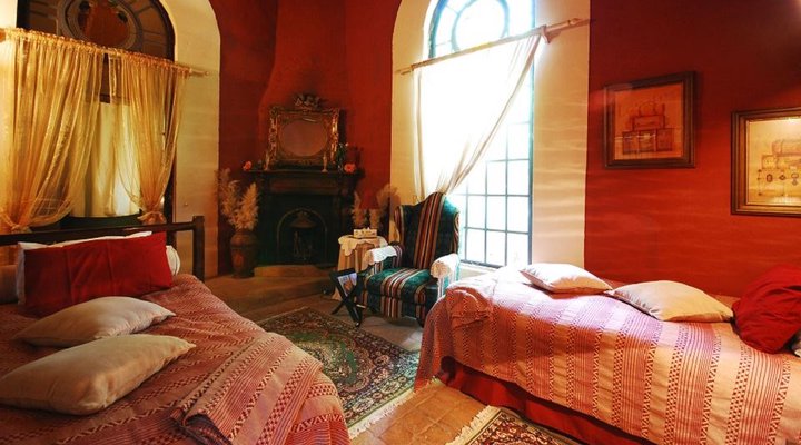 Out Of Afrika Guest Lodge