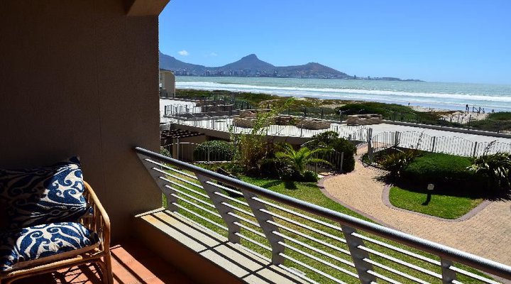 Neptunes Isle Apartment with a View