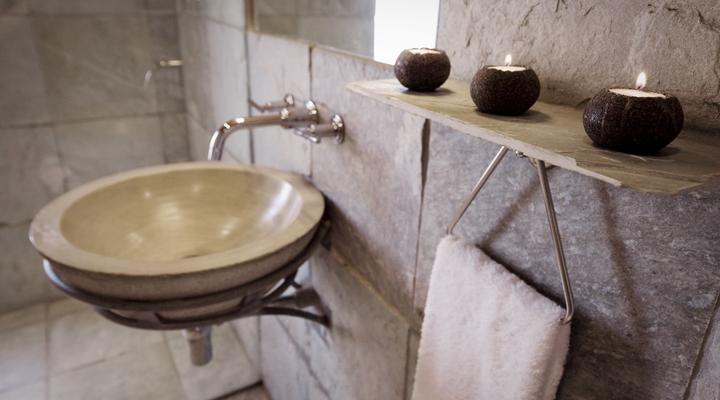 4 Star Beach Retreat - Misty Mornings