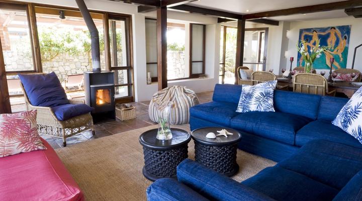 4 Star Beach Retreat - Misty Mornings