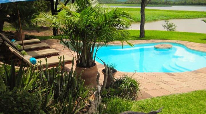 Zambezi Island Lodge