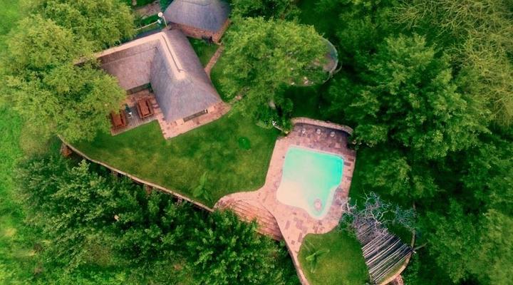 Zambezi Island Lodge