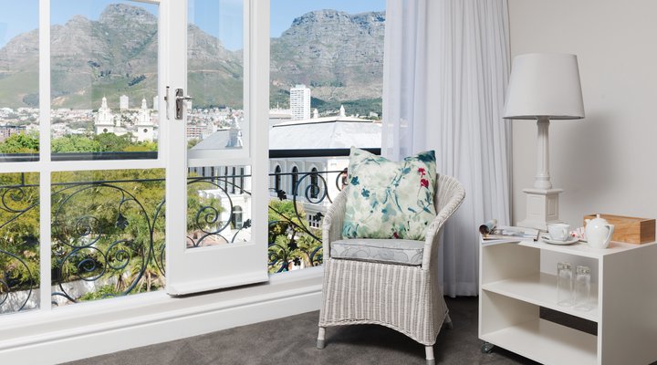 Cape Town Hollow
