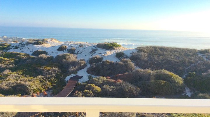 The White House Beach Villa