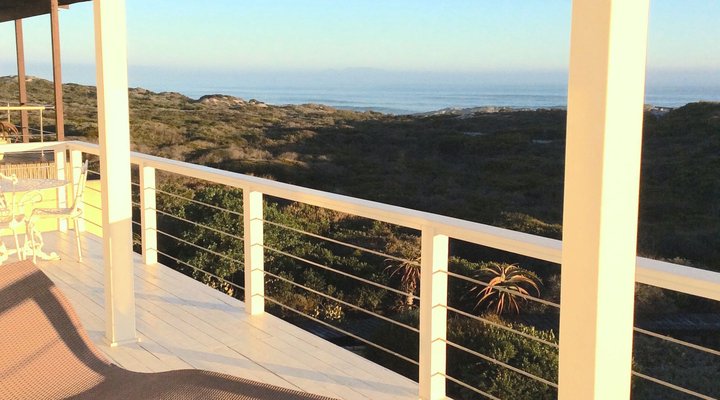 The White House Beach Villa