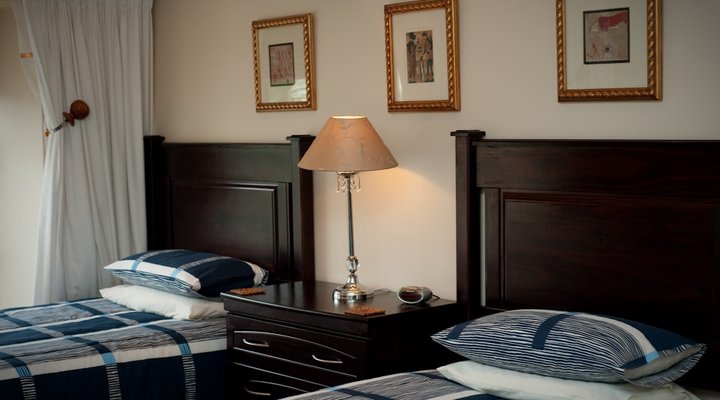 Avon Road Guest House and Tours