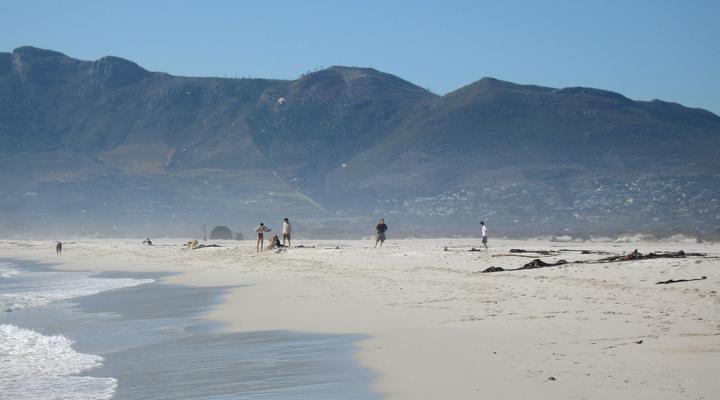 4 Star Beach Retreat - Misty Mornings