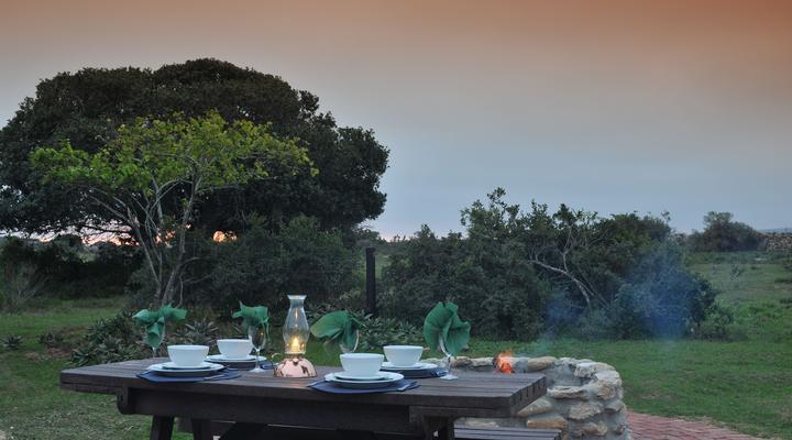 De Hoop Collection - Village Cottages