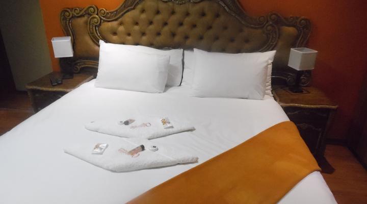 Qhanolla Guest House