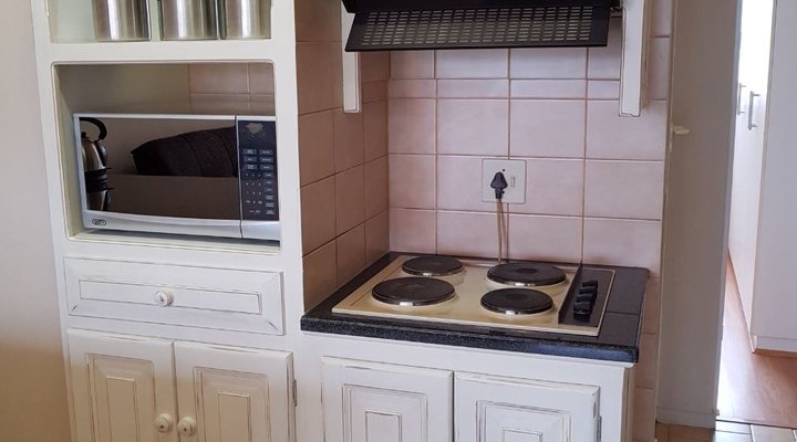 Silver Lining Beach Apartment