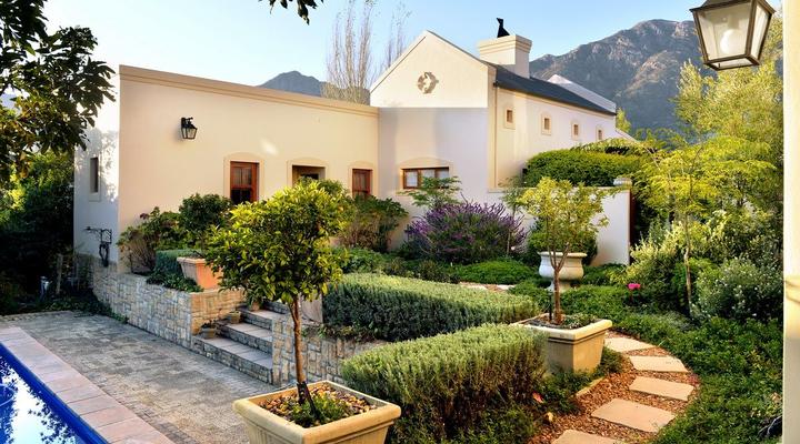 Petit Plaisir Cottage