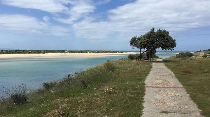 Stilbaai Family Holiday Home