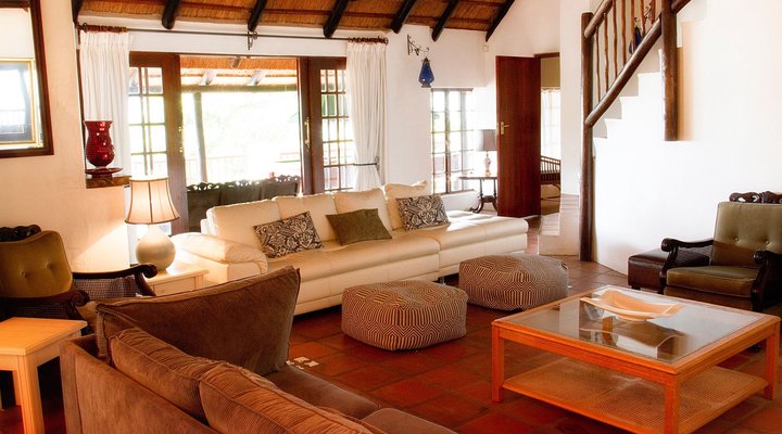 La Lavende Waterfront Villa 