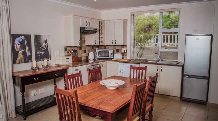 Aan de Zee @ Pinnacle Self – Catering Villas