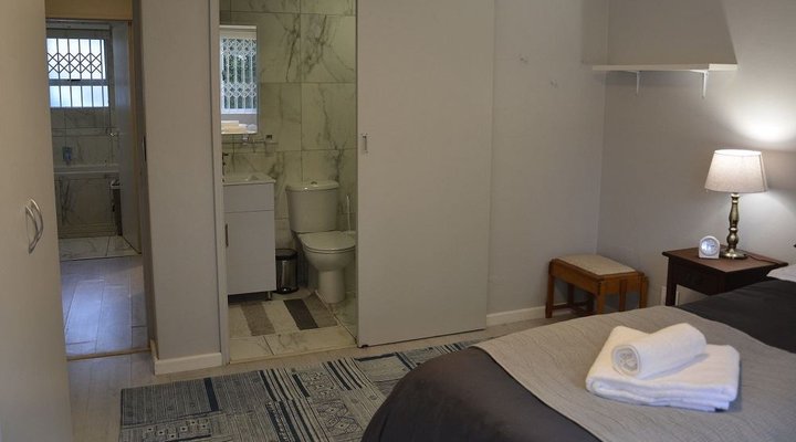 Apartment On Pine