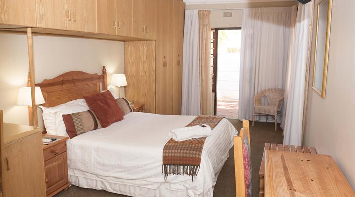 Blue Crane Guesthouse