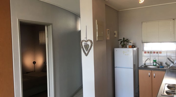 Sunny 2 Bedroom at Tygervalley Waterfront