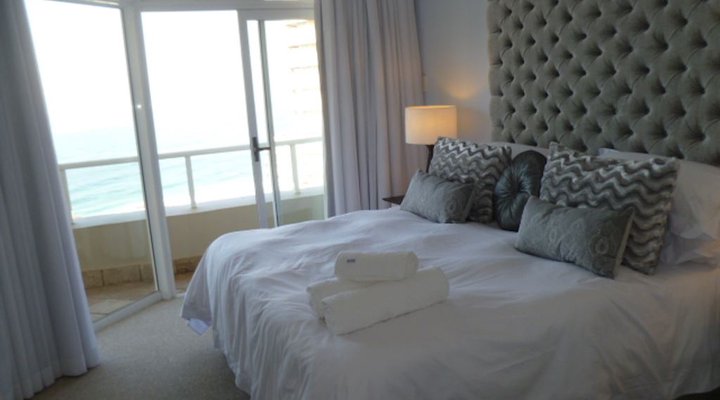 Oyster Quays 903