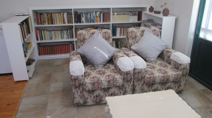 Villa-Roux Garden Cottage